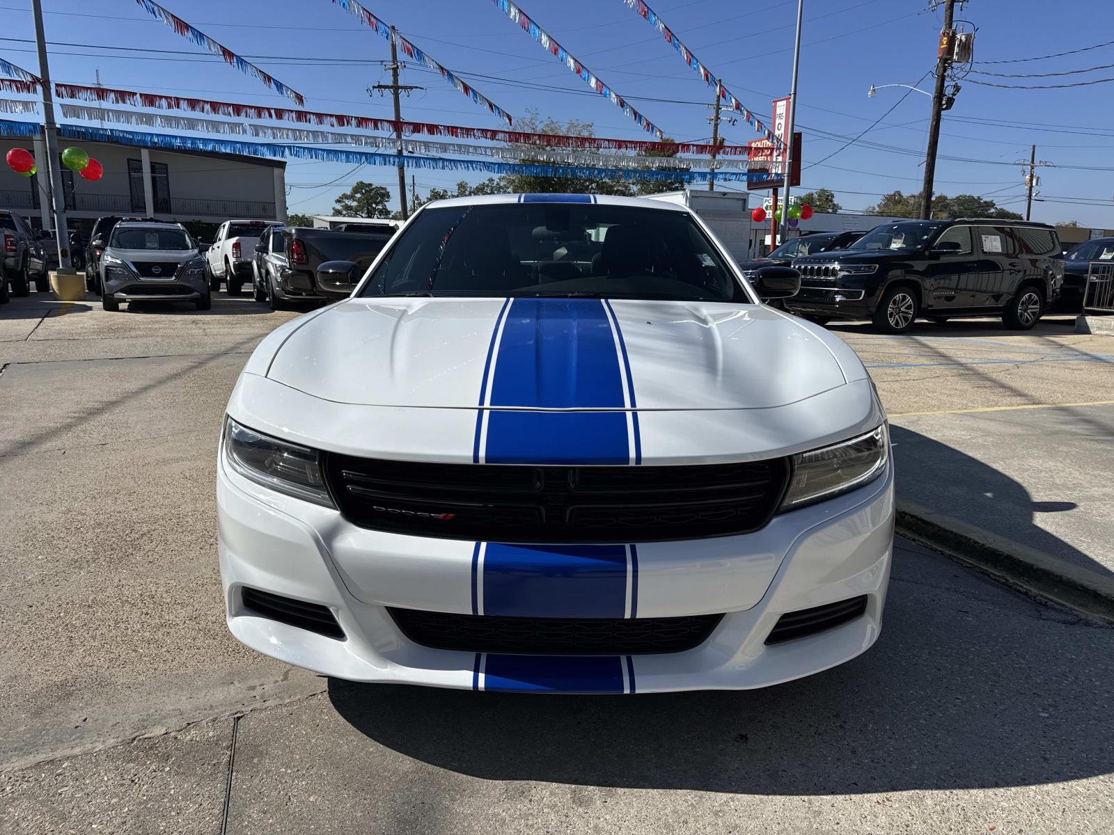 2023 Dodge Charger SXT photo 2