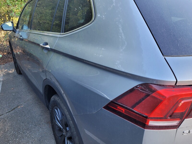 2022 Volkswagen Tiguan SE photo 3
