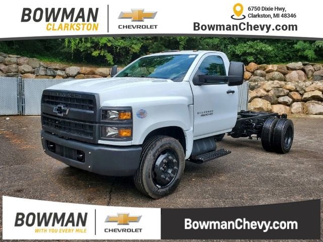 2024 Chevrolet Silverado 4500 Medium Duty Chassis Cab Work Truck's photo