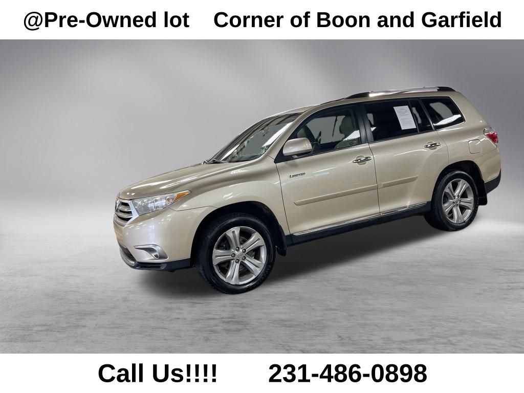 2013 Toyota Highlander Limited's photo