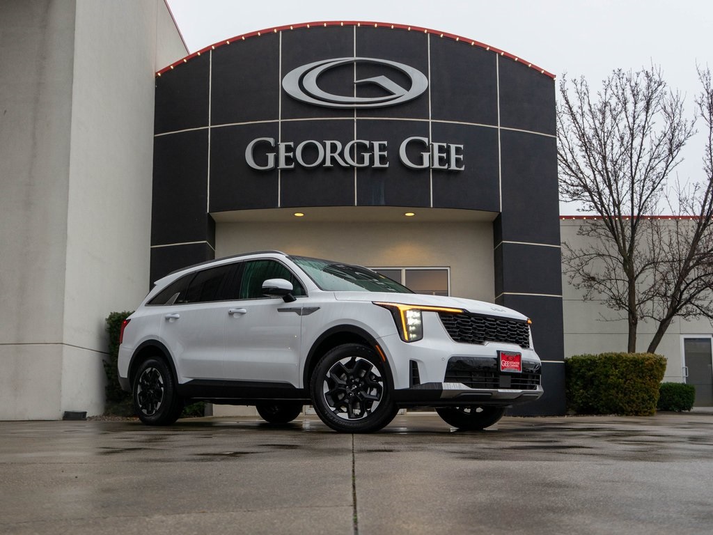 2026 Kia Sorento S's photo