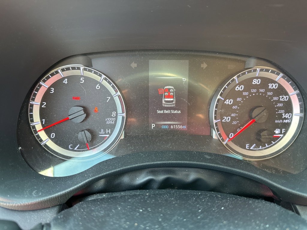 2021 Toyota Highlander LE photo 2