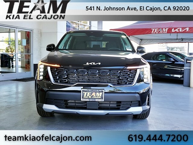 2026 Kia Sorento LX photo 4