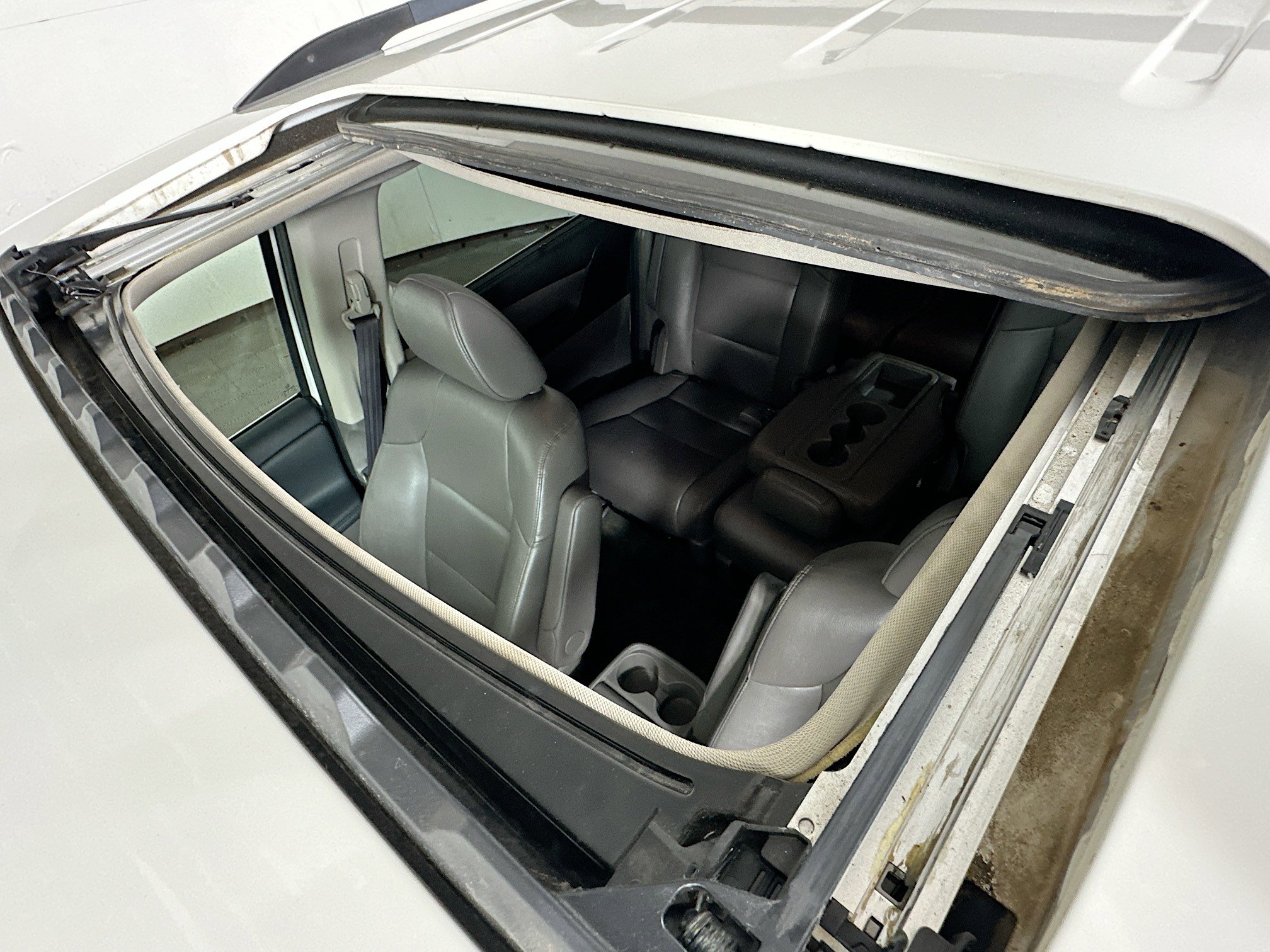 2014 Honda Odyssey Touring photo 20