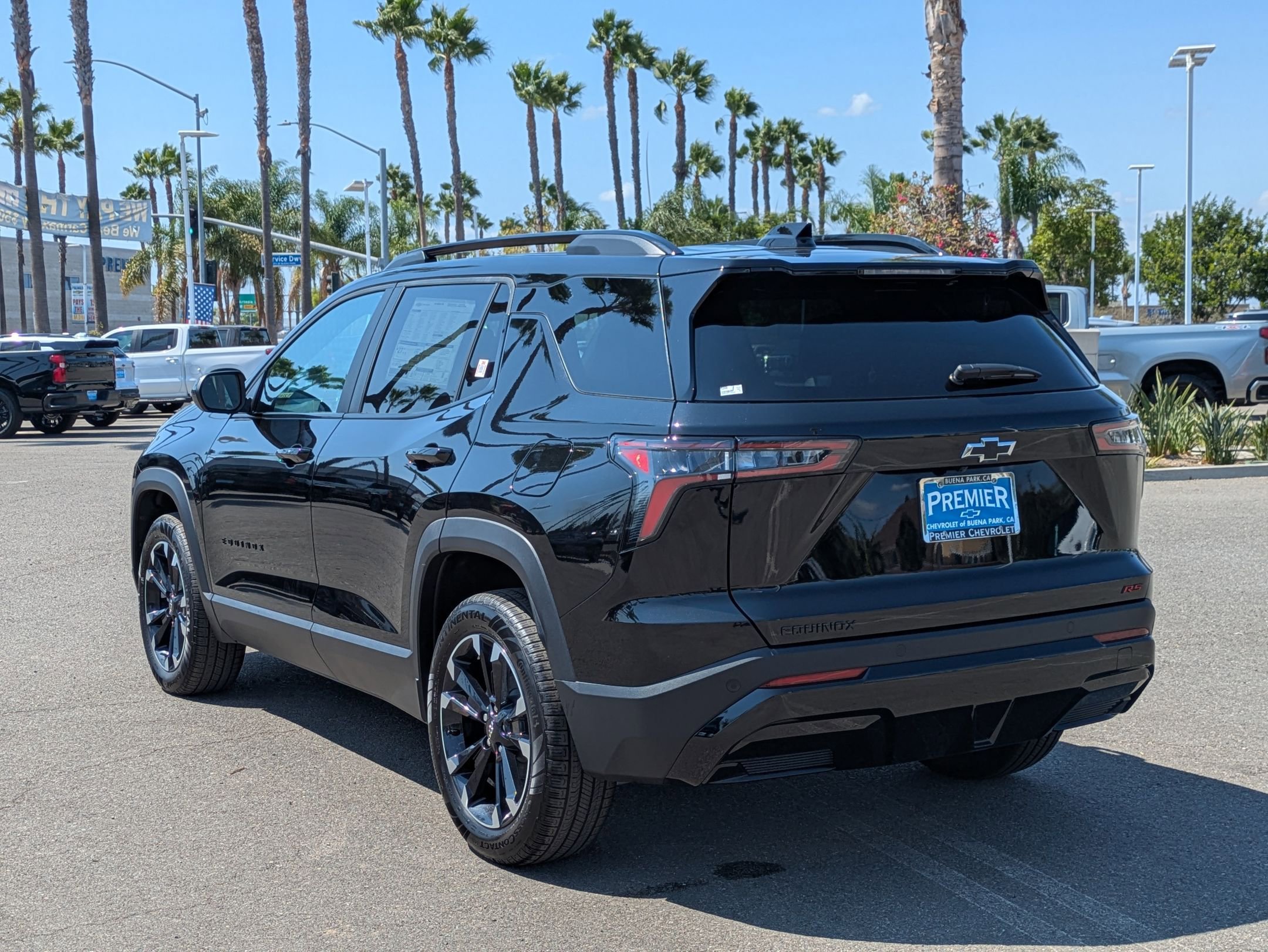 2026 Chevrolet Equinox RS photo 2