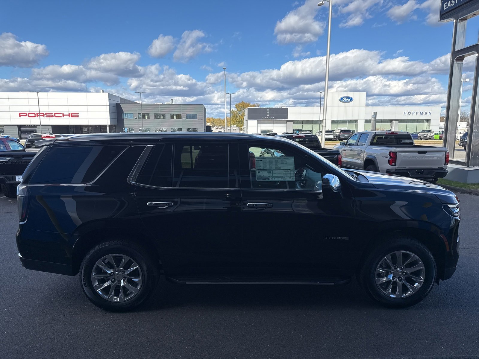 2026 Chevrolet Tahoe Premier photo 3