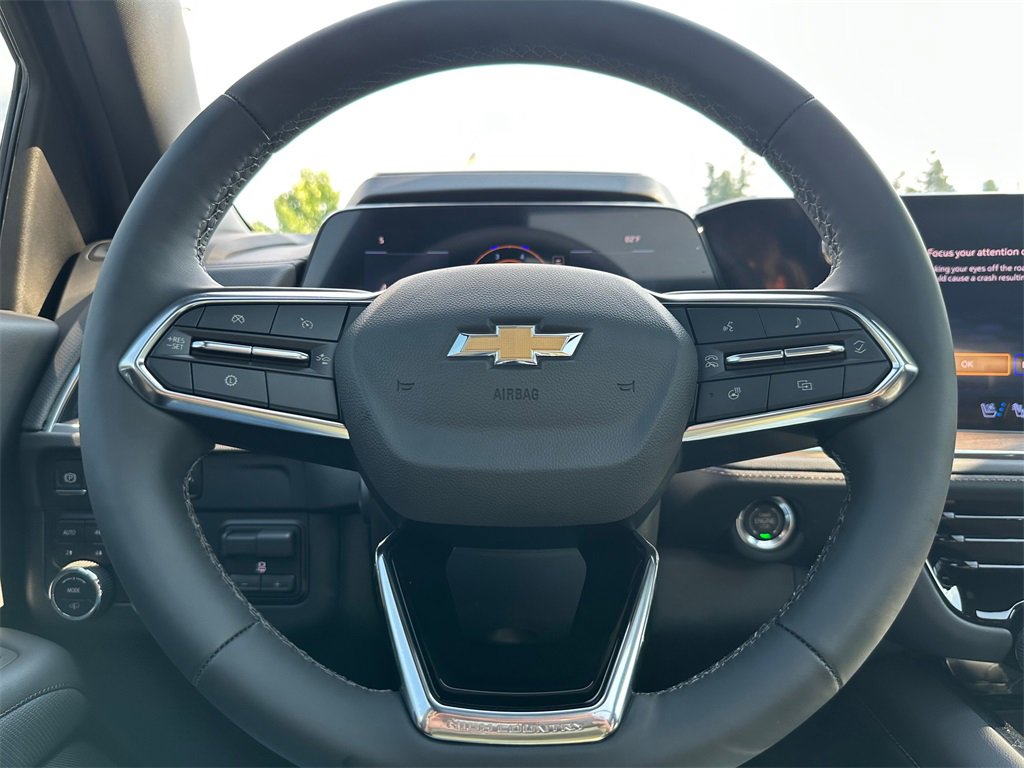 2025 Chevrolet Suburban High Country photo 25
