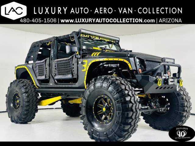 2012 Jeep Wrangler Unlimited Sahara Full Custom