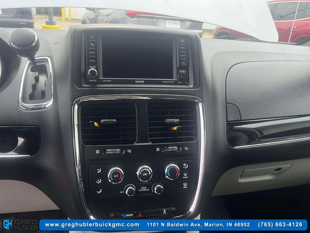 2019 Dodge Grand Caravan SXT photo 10