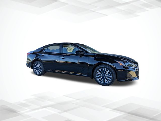 2025 Nissan Altima SV photo 2