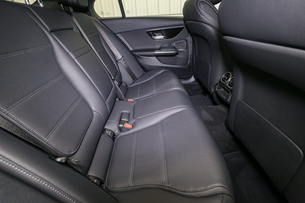 2025 Mercedes Benz C 300 4MATIC photo 22