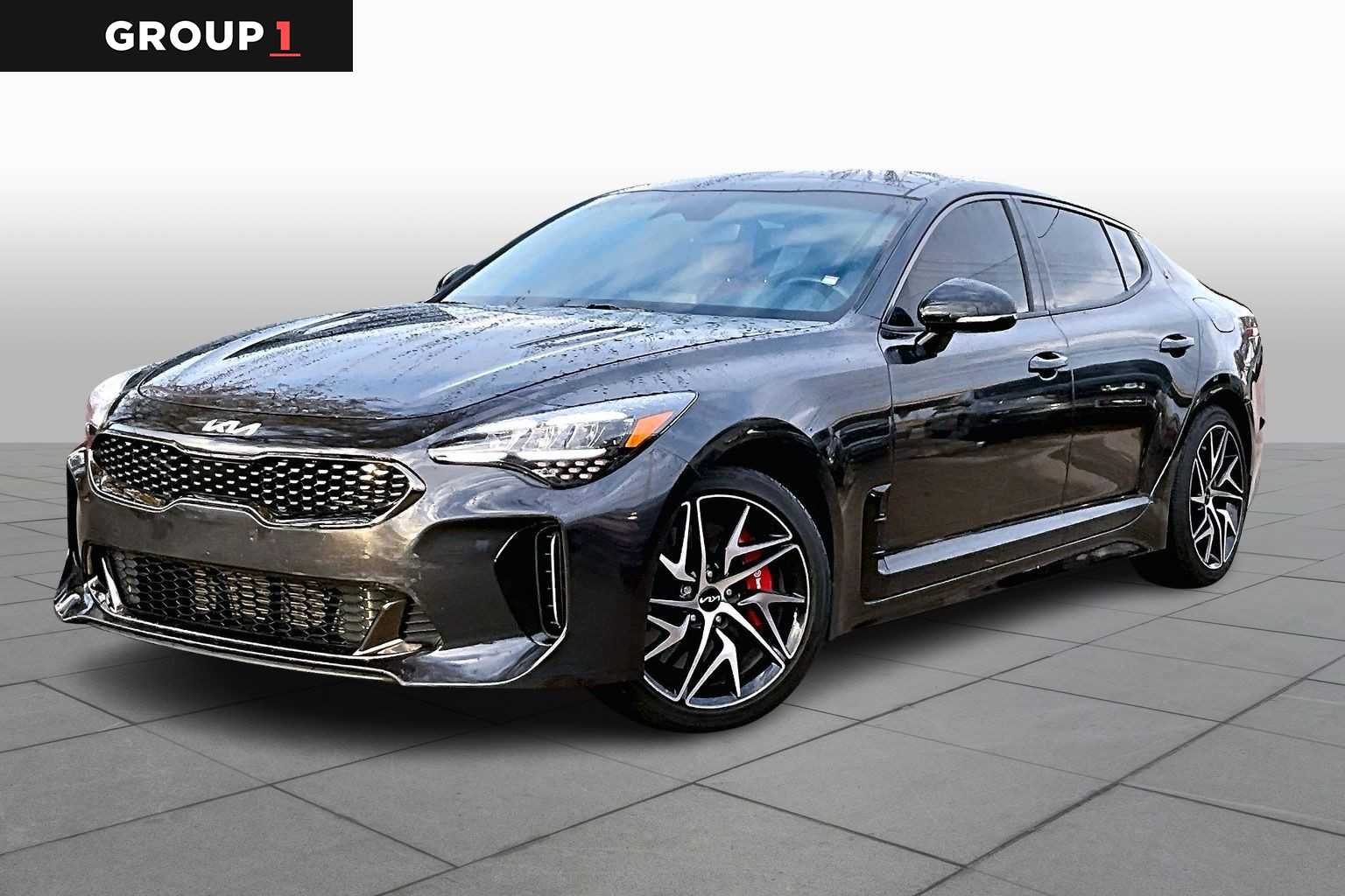 2023 Kia Stinger GT-Line's photo
