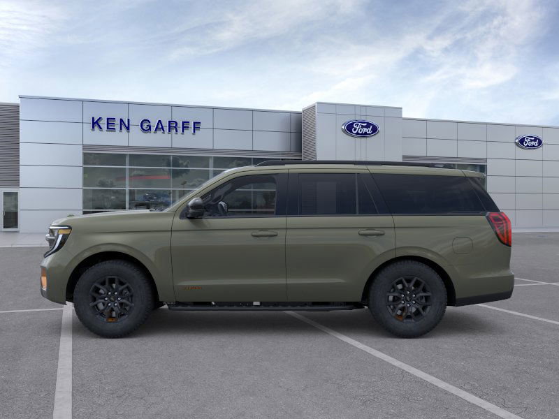 2025 Ford Expedition photo 2