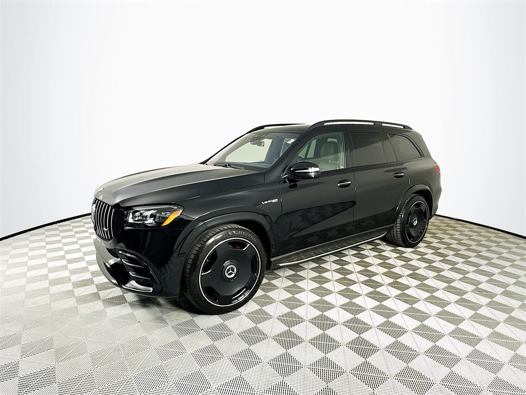 2024 Mercedes Benz GLS 63 AMG 4MATIC photo 2