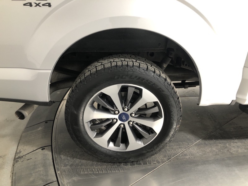 2019 Ford F-150 XL photo 2