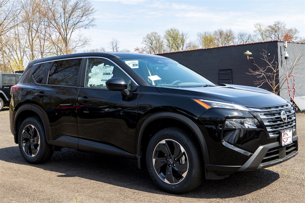 2025 Nissan Rogue SV photo 3