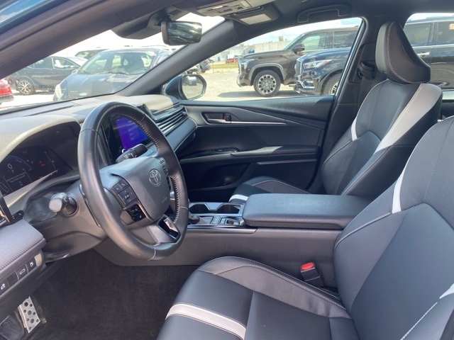 2025 Toyota Camry SE photo 20