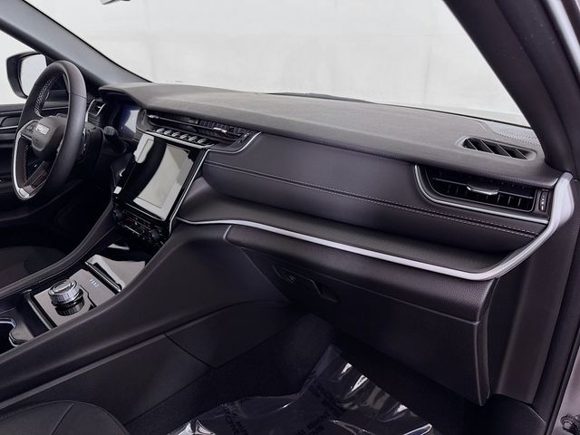 2025 Jeep Grand Cherokee Laredo X photo 29