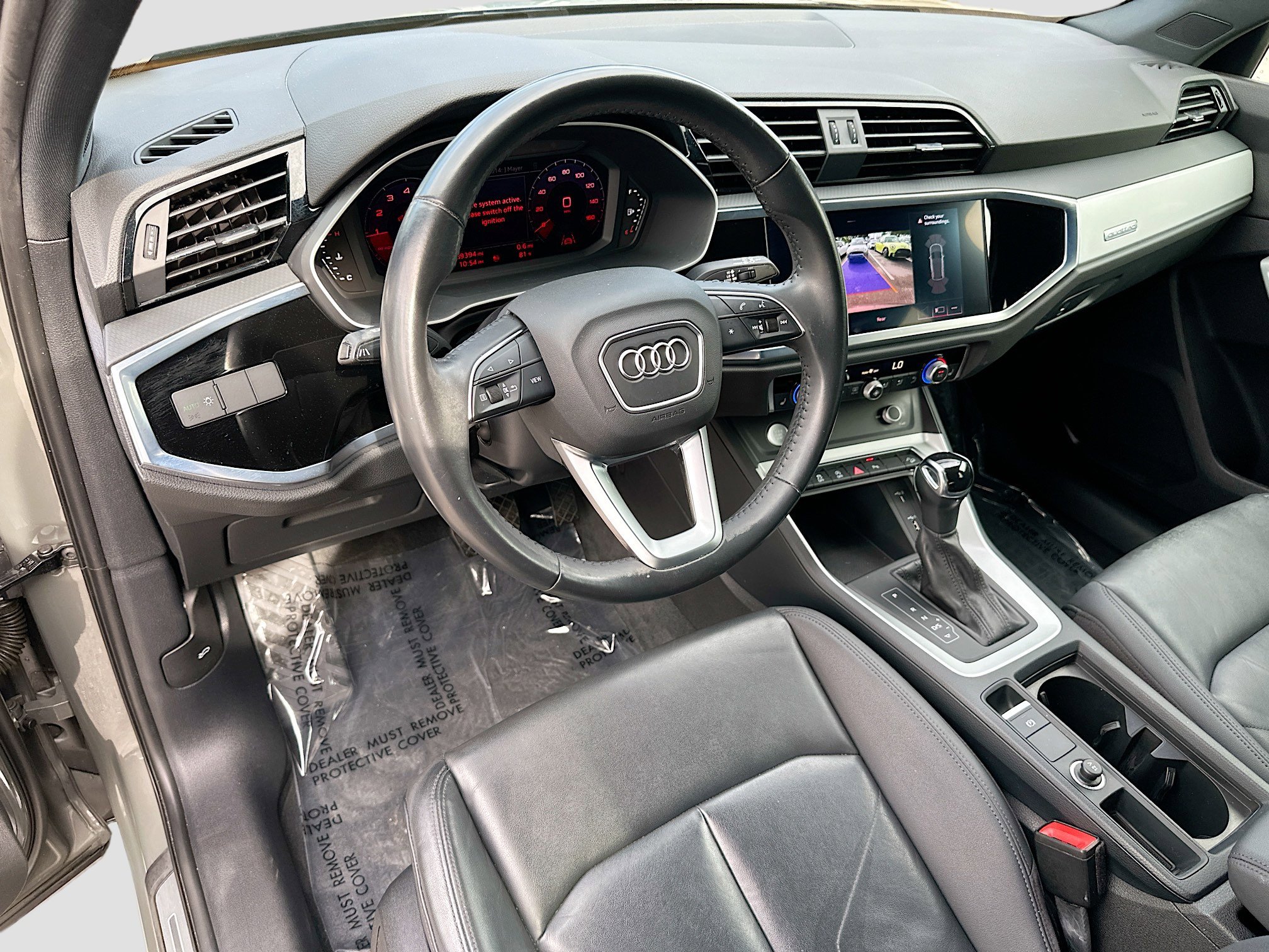 2020 Audi Q3 S line Premium photo 9