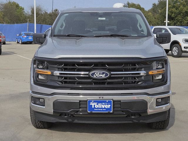 2025 Ford F-150 XLT photo 3