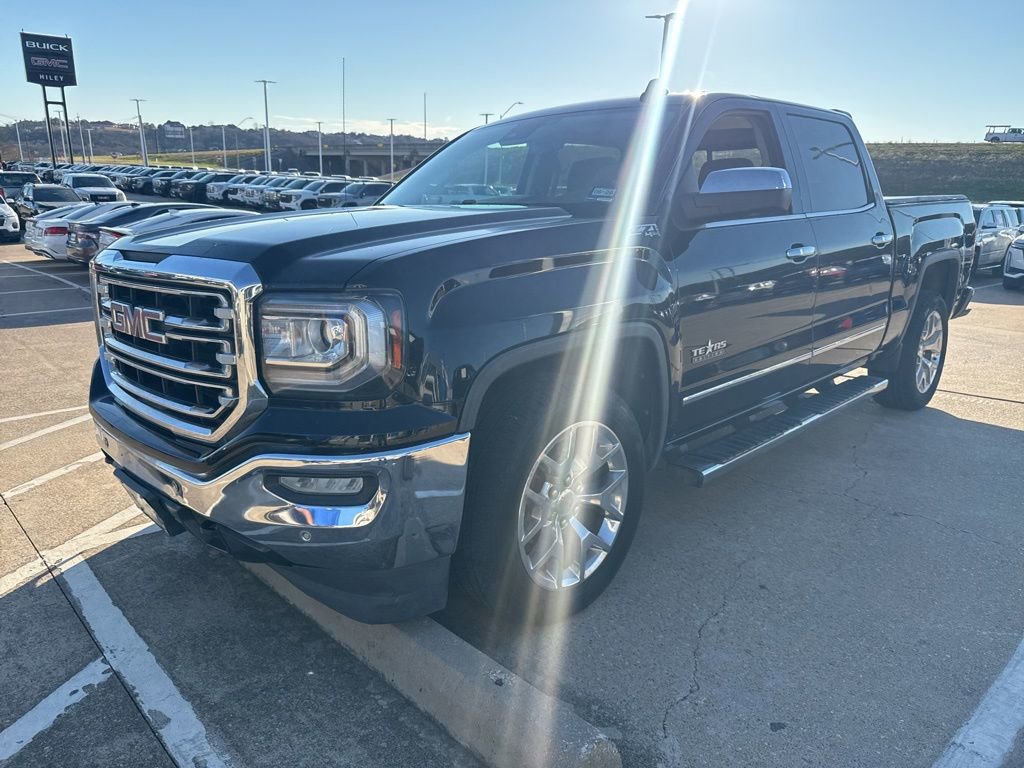 2017 GMC Sierra 1500 SLT's photo