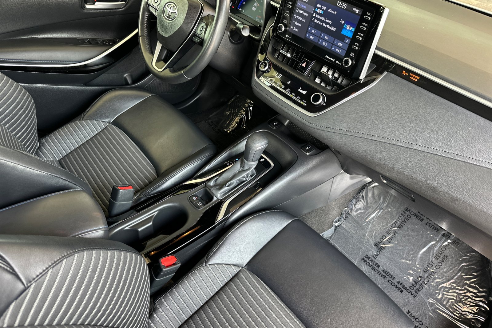 2022 Toyota Corolla XSE photo 14