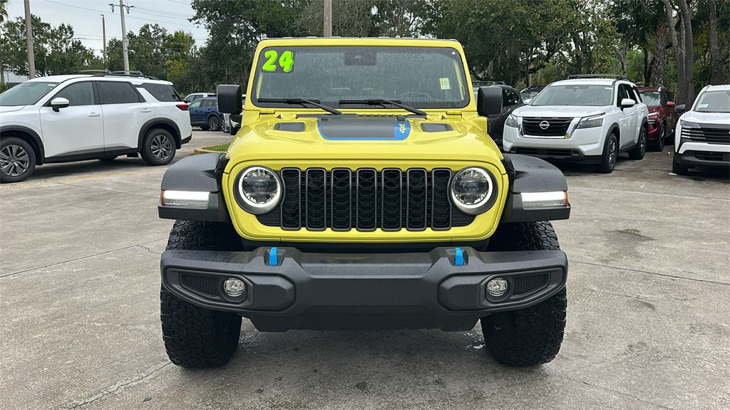 2024 Jeep Wrangler Rubicon 4xe photo 2
