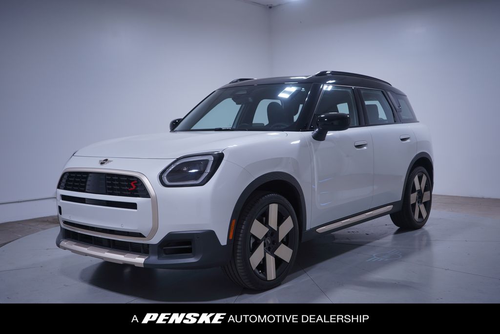 2025 MINI Countryman S's photo