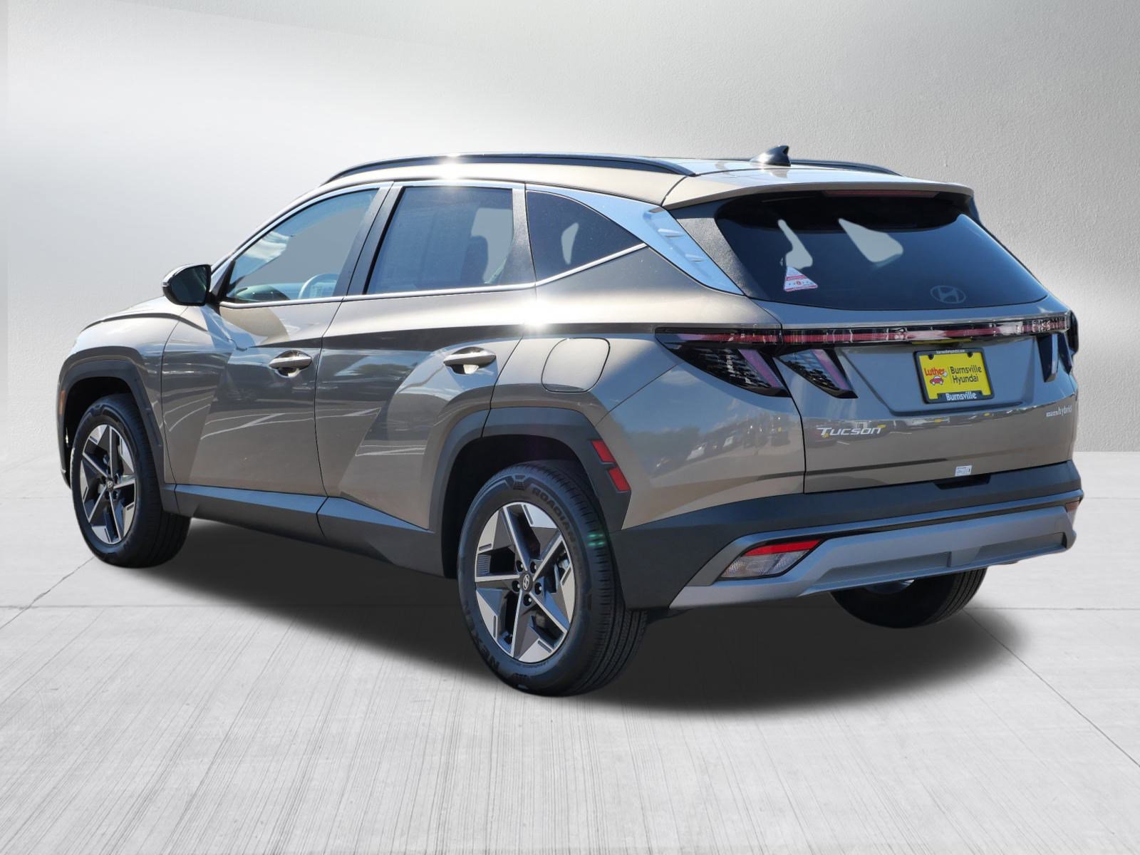 2025 Hyundai Tucson Hybrid SEL Convenience photo 3