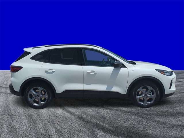 2025 Ford Escape ST-Line photo 3