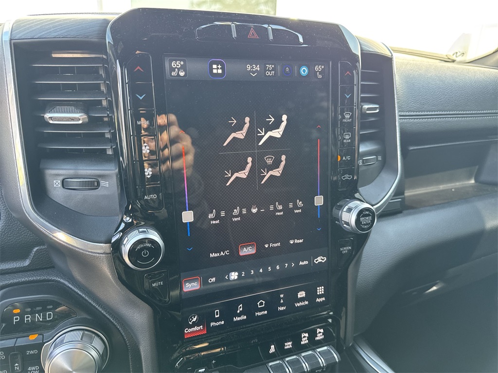 2023 Ram 1500 Laramie photo 19