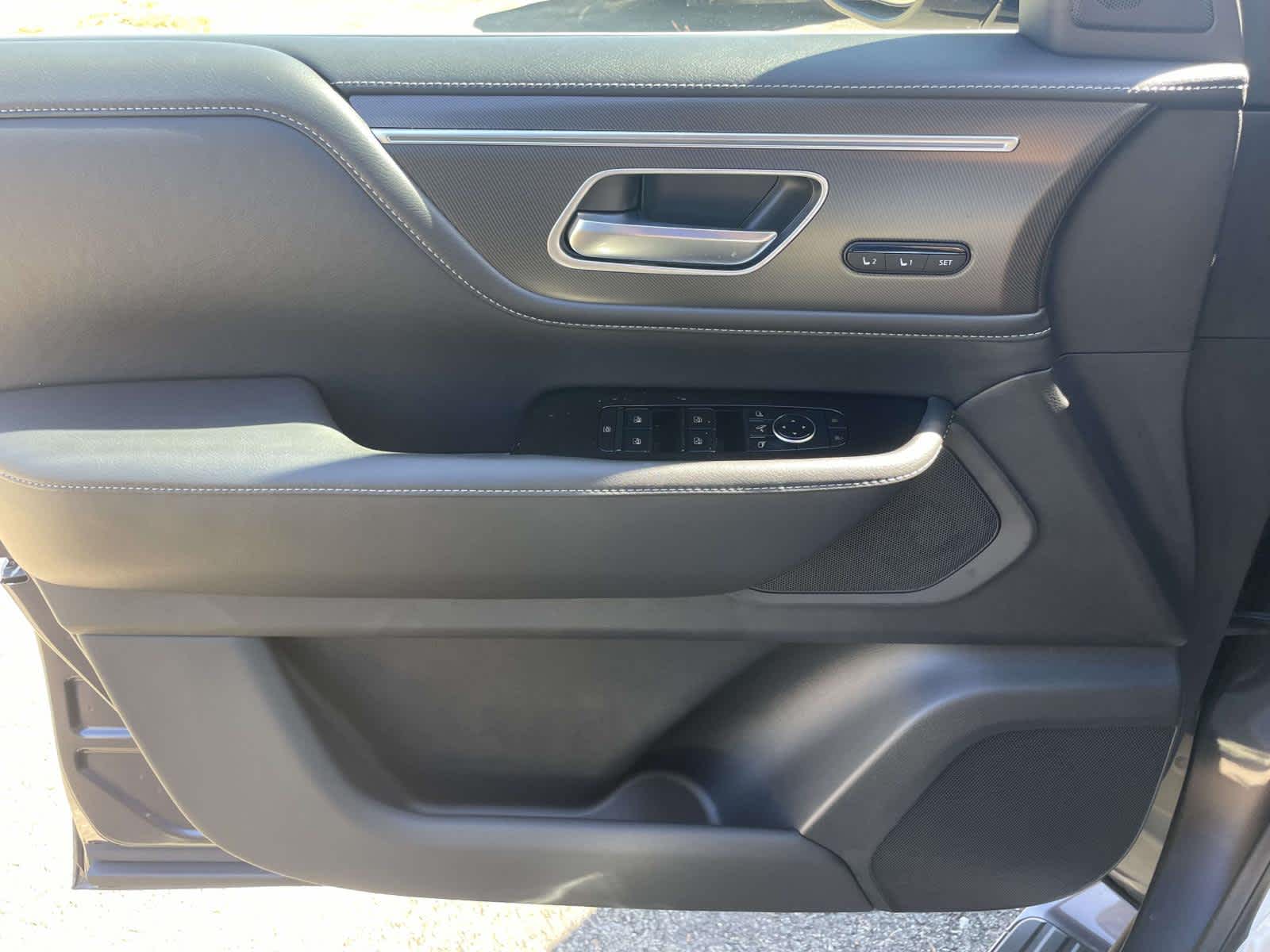 2026 Infiniti QX80 Pure photo 25