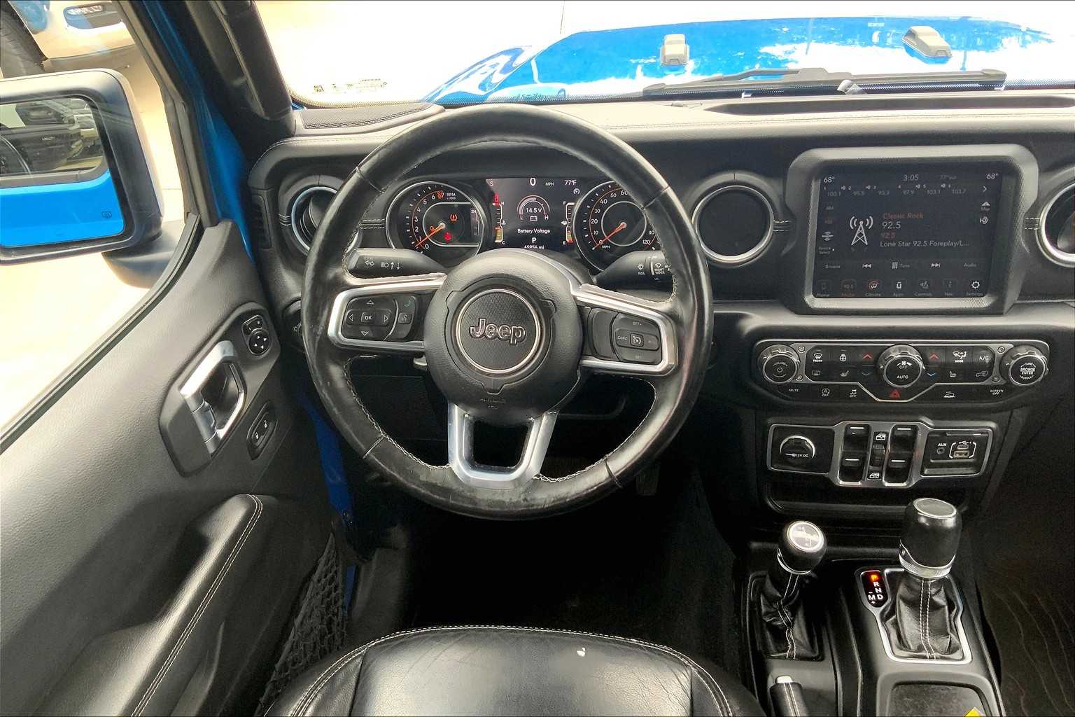 2023 Jeep Gladiator Overland photo 5