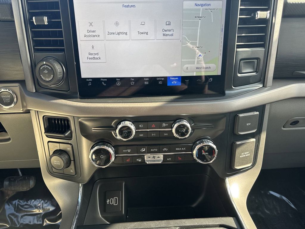 2025 Ford F-150 XLT photo 29