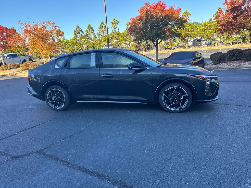 2025 Kia K4 GT-Line photo 2