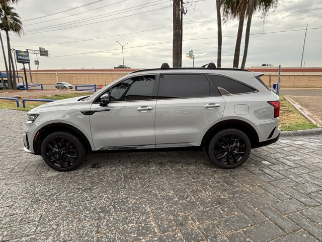 2022 Kia Sorento SX photo 2