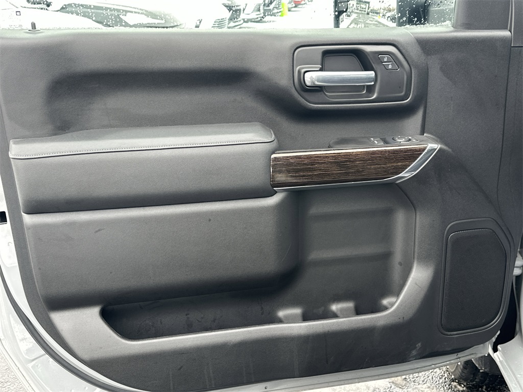 2025 GMC SIERRA HD - Image 18