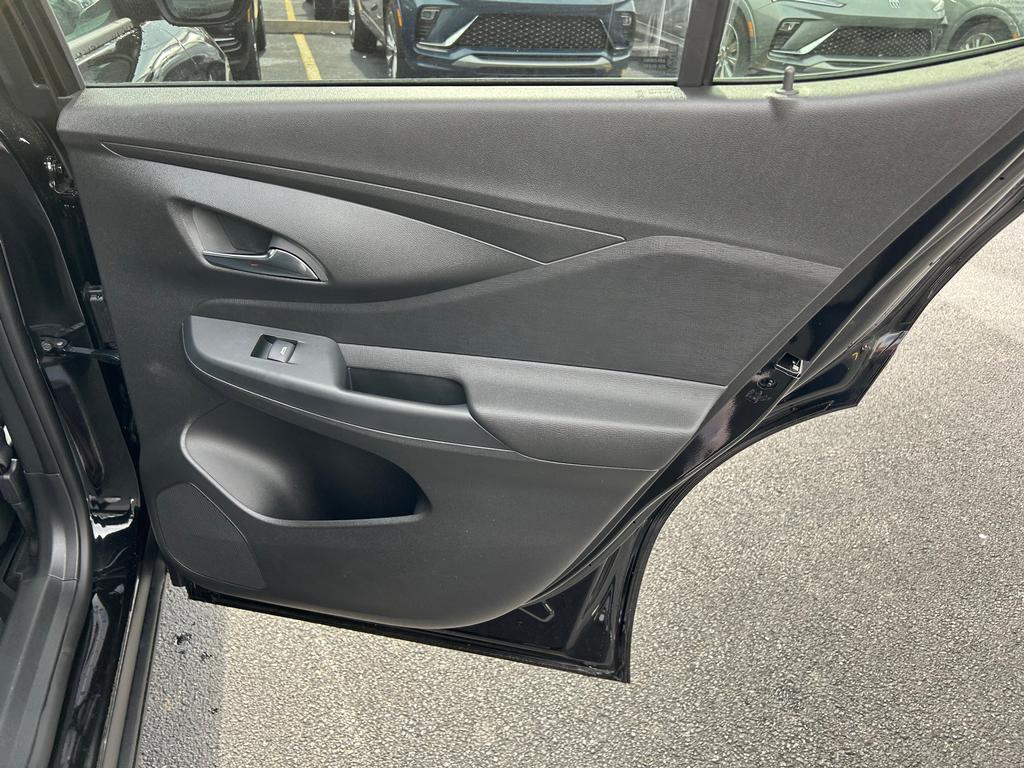 2025 Buick Envista Preferred photo 14