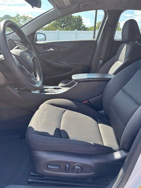 2022 Chevrolet Malibu 1LT photo 10