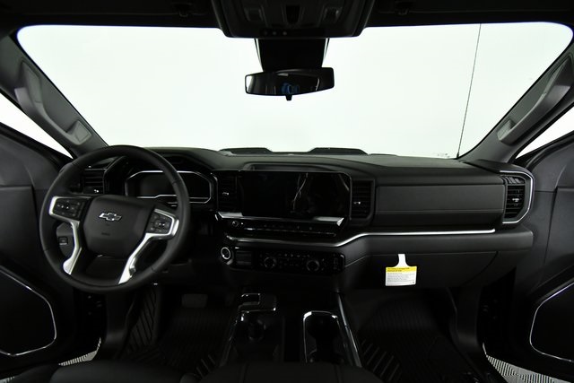 2025 Chevrolet Silverado 1500 LT Trail Boss photo 17