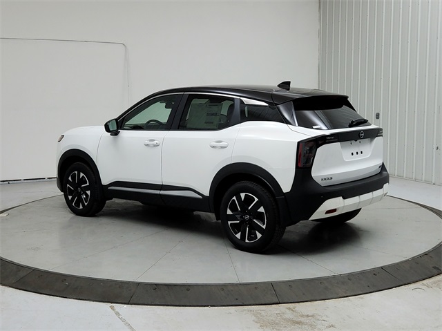 2025 Nissan Kicks SV photo 3