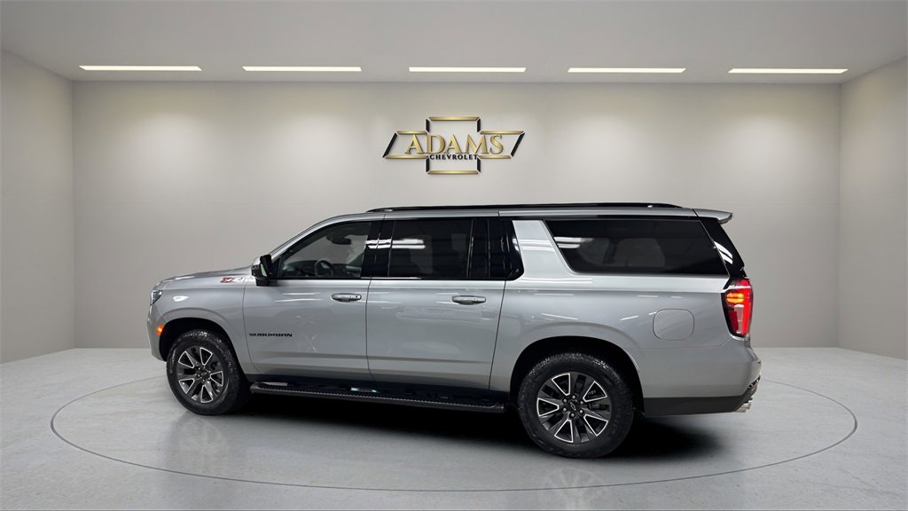 2024 Chevrolet Suburban Z71 photo 4