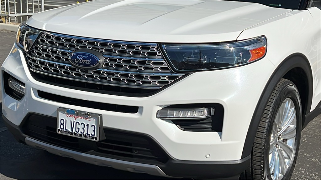 2020 Ford Explorer Limited photo 2