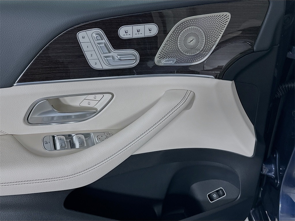 2026 Mercedes Benz GLE 450 4MATIC photo 16