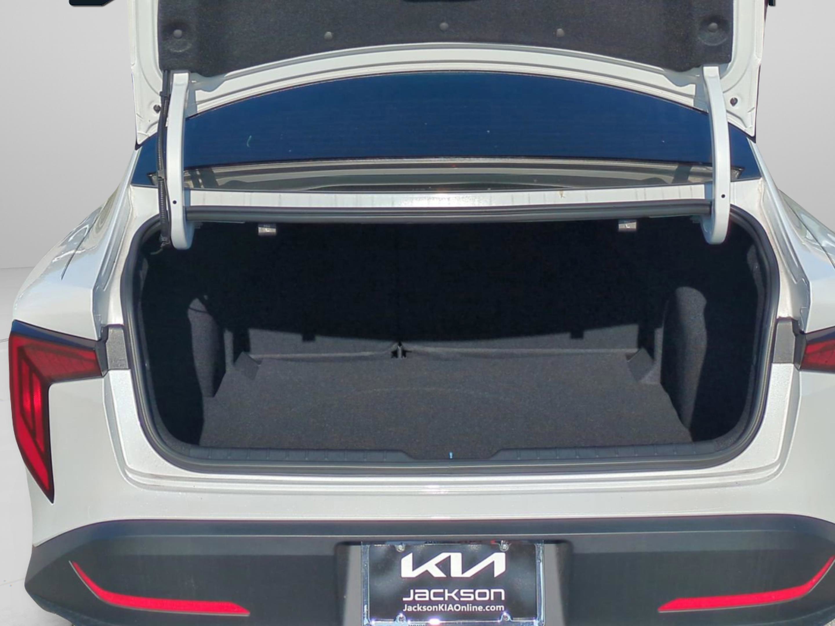 2025 Kia K4 LXS photo 10