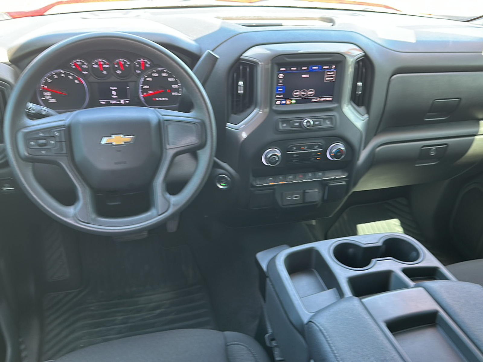 2023 Chevrolet Silverado 1500 Custom photo 8