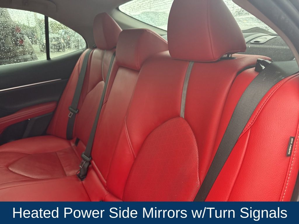 2020 Toyota Camry XSE V6 photo 15