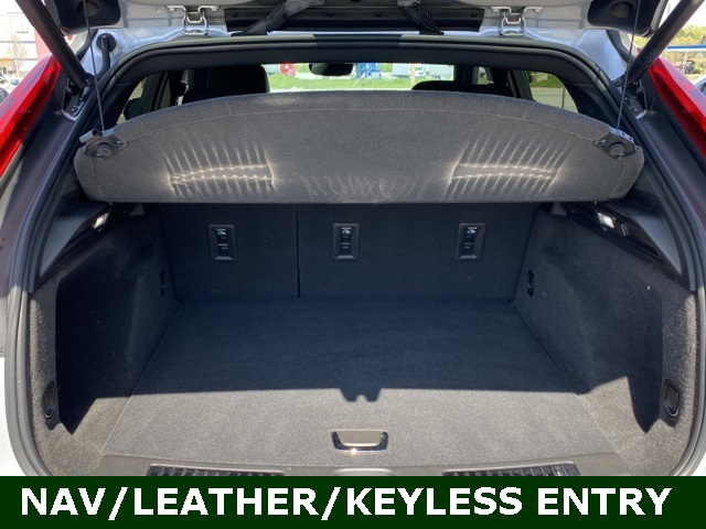 2022 Cadillac XT4 Premium Luxury photo 19