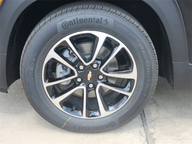 2025 Chevrolet Trailblazer LT photo 4