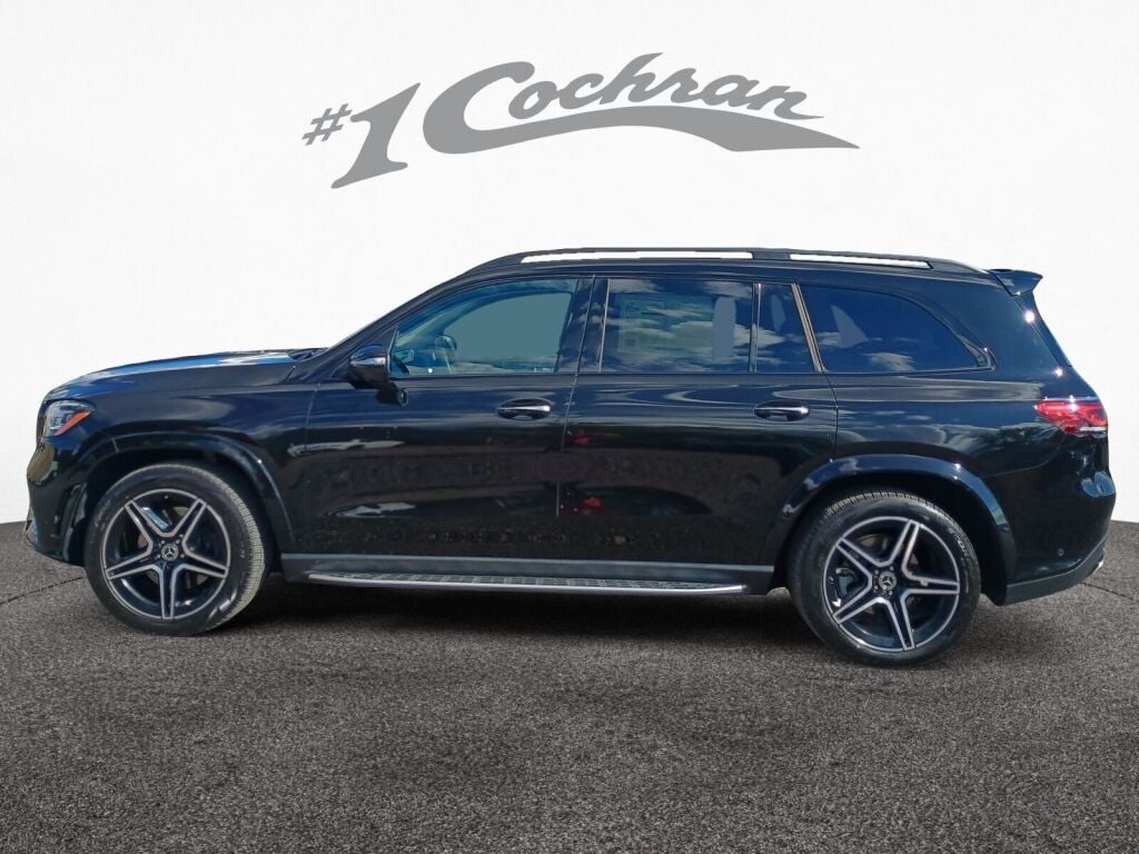 2023 Mercedes Benz GLS 580 4MATIC photo 4